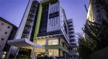 Real Shooting Of Kampala Hotel i Uganda